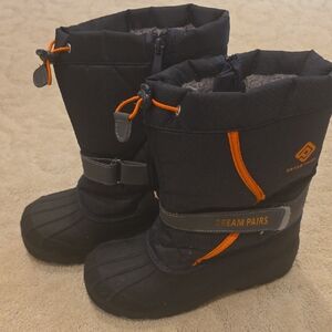 Dream Pairs Kids Black and Orange Snow Boots